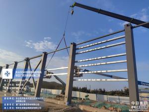 东吴网架在建项目电池厂房檩条火热安装中